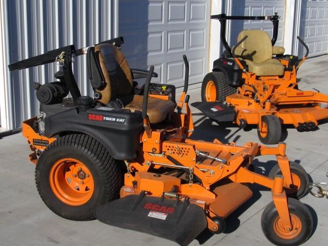 lot 3 image: Scag Tiger Cat Model STC52V-24FX S...