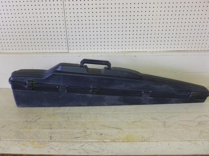 lot 179 image: Plano Air Glide hard shell rifle gu...
