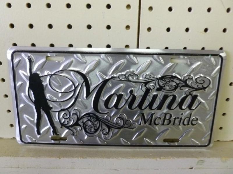 lot 38 image: Collectible Martina McBride metal l...