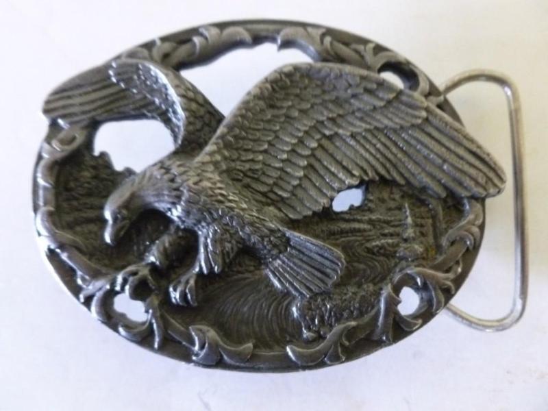 lot 60 image: Collectible C&ampJ fine pewter bel...