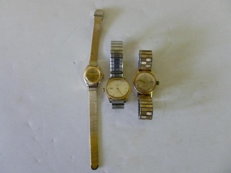 lot 80 image: This lot consists of two mens and ...