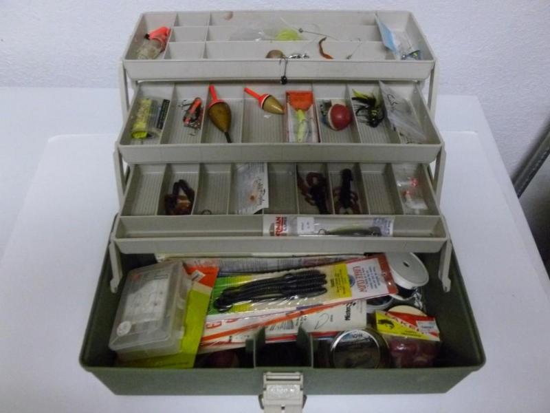 lot 87 image: Plano tackle box loaded up with man...
