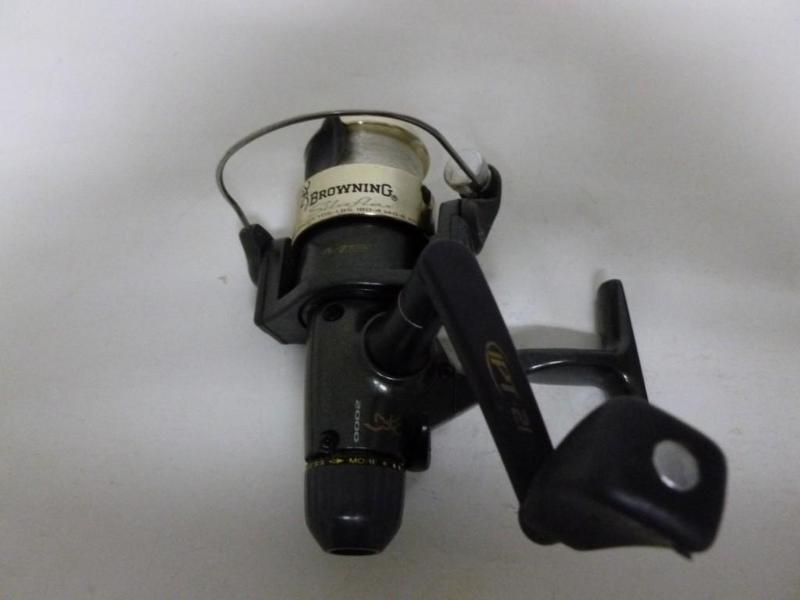 lot 92 image: Browning 2000 open face fishing ree...