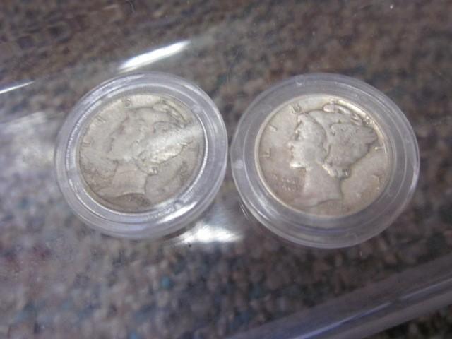 Pair of Mercury Silver Dimes, 1944 ...