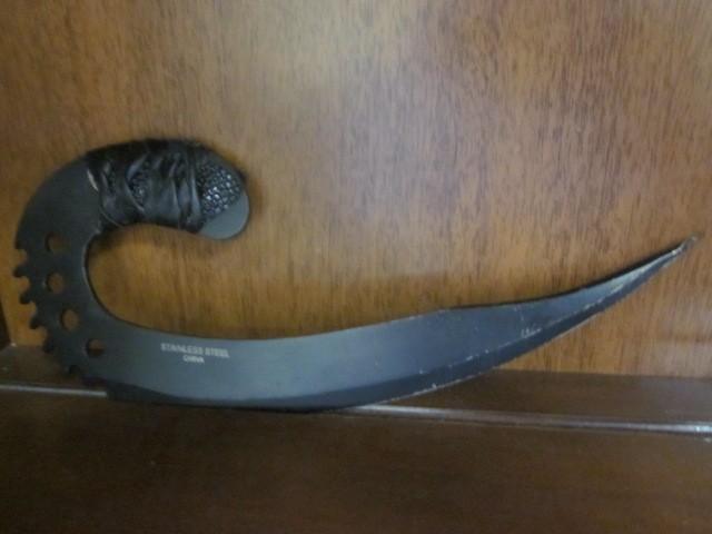 Multi use Knife Weapon....