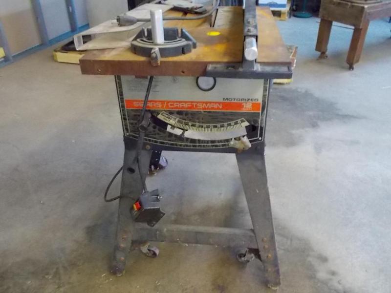 Craftsman, 12&quot table saw. Moto...