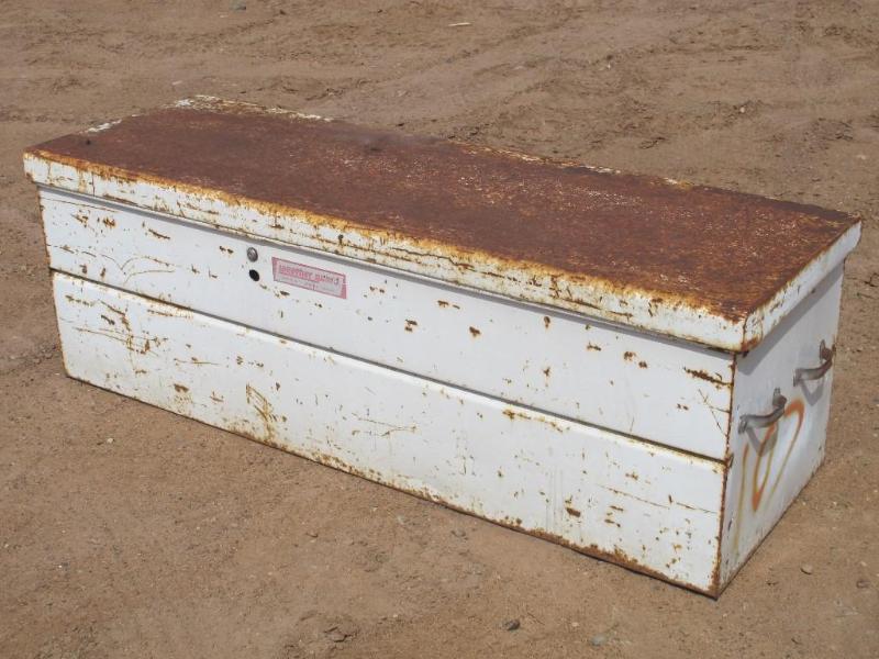 lot 17 image: Weatherguard steel job box, needs n...