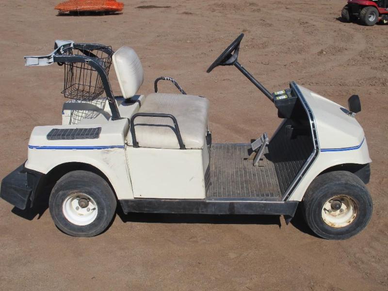 Hyundai golf cart, Model unknown, g... | Sporting, Construction ...
