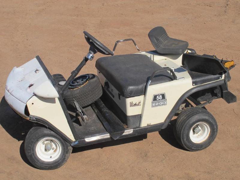 lot 35 image: EZ-GO golf cart Model 58, runs, nee...