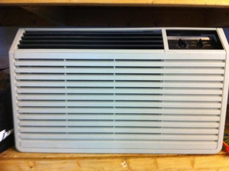 GE Air Conditioner. 220. Owner stat...