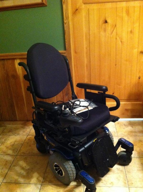 Quantum 610 Rehab Wheel Chair. This...