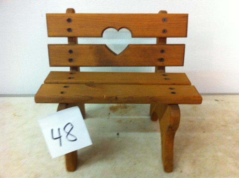 Mini doll bench. 12 x 12...