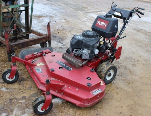 lot 17 image: TORO 30638 Commercial Walk Behind ...
