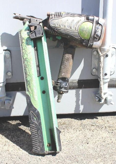 lot 43 image: HITACHI Strip Nailer Model # NR 90...