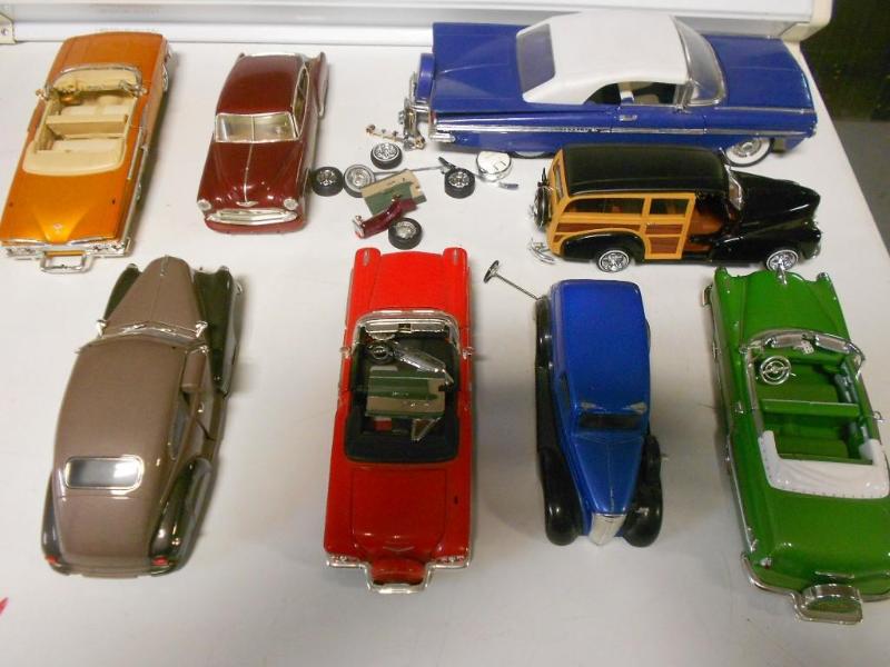 8 count Metal Die-Cast collector ca...