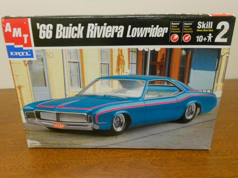 1966 Buick Riviera low rider by AMT...