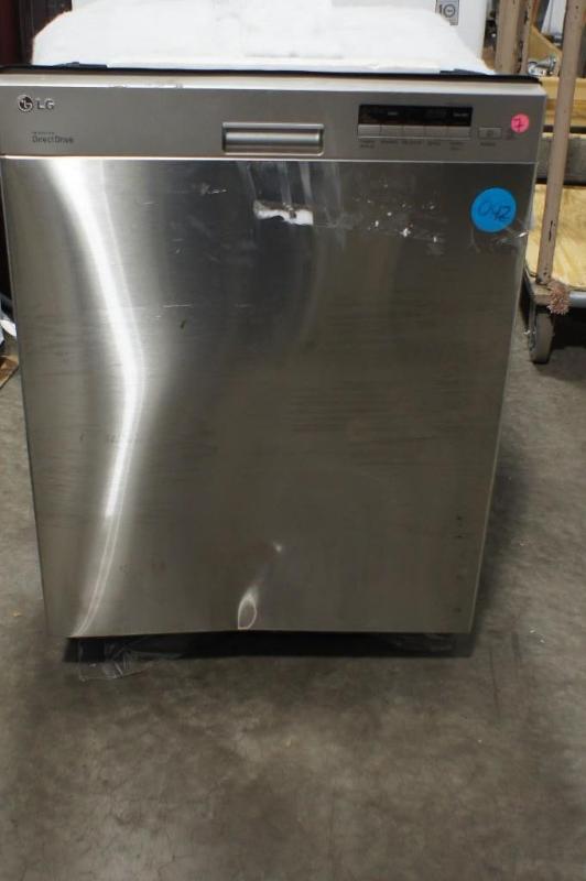 lot 7 image: LG Dishwasher (LDS5040ST) LG dishwa...