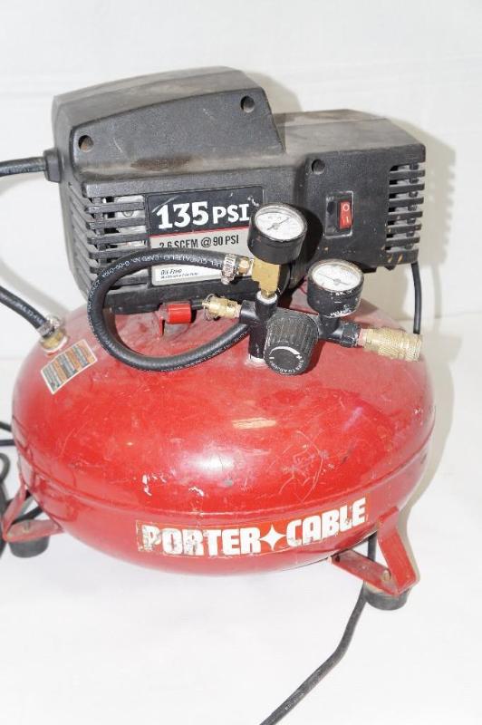 lot 3 image: Porter Cable 135 PSI 6 gallon air c...