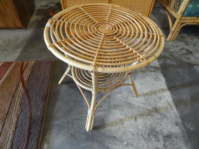 lot 129 image: 24 x 22 bamboo table...