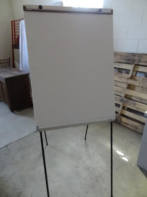lot 151 image: Fold up easel. Paper or white board...