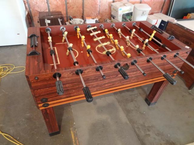 lot 2 image: Foosball table. No broken players. ...