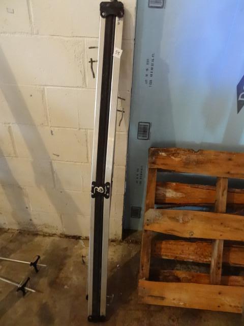 lot 58 image: Barre crafters roof mount ski holde...
