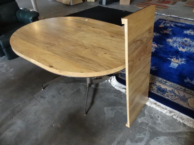 lot 94 image: Laminate top and metal frame kitche...
