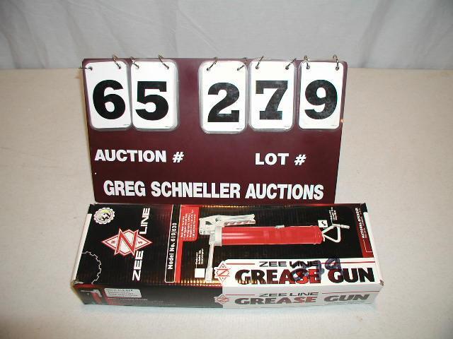 Zee Line grease gun, heavy duty pis...
