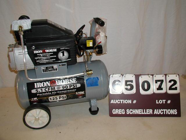 Iron Horse 6.5 gallon air compresso...