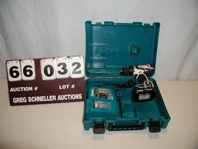 Makita 18 volt compact 12&quot dr...