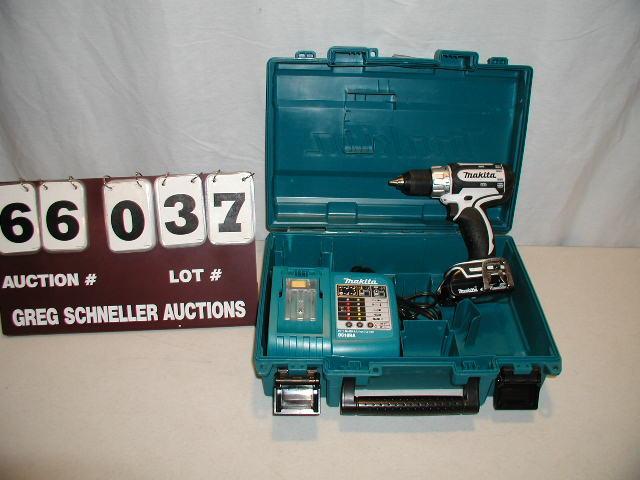 Makita 18 volt percussion driver dr...