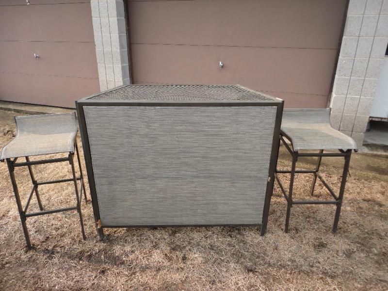 lot 12 image: Patio or deck bar with 2 chairs in ...