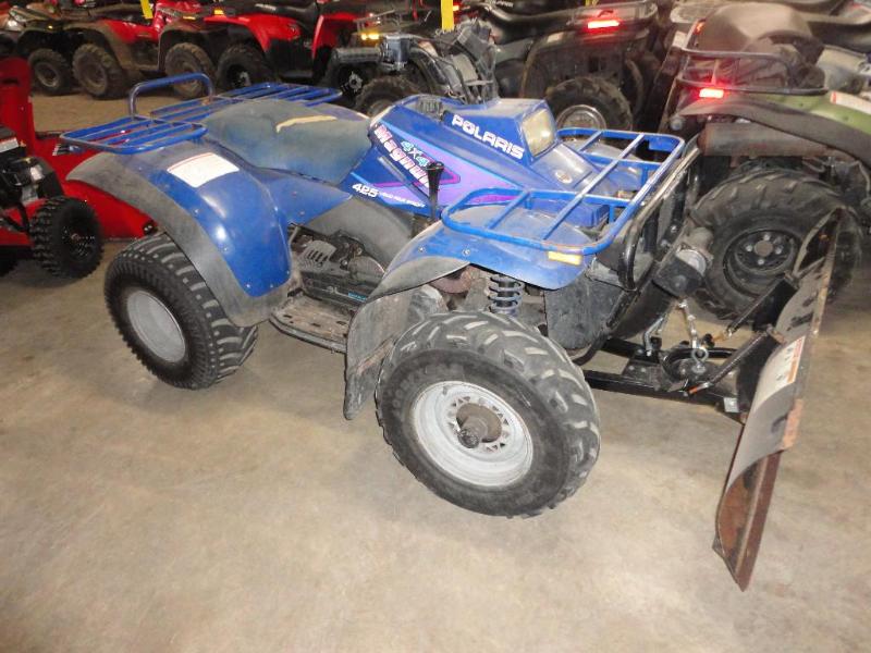 lot 3 image: 1995 Polaris 425 with snow plow, ru...