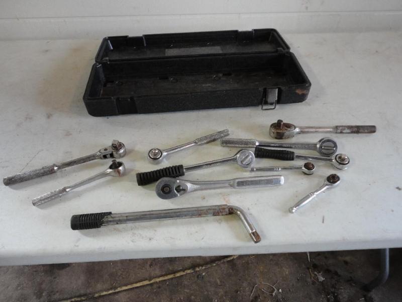 lot 44 image: Misc ratchets, see pictures....