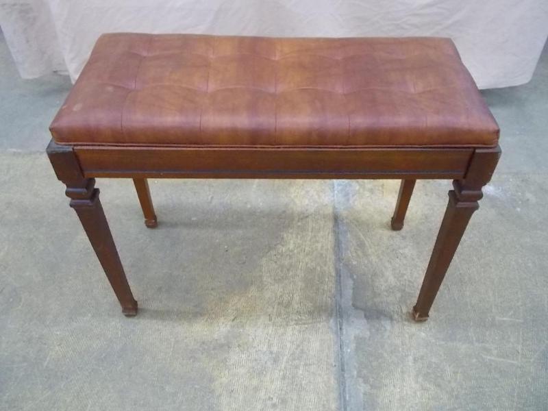 lot 4 image: Storage bench by Kimball. Brown vin...