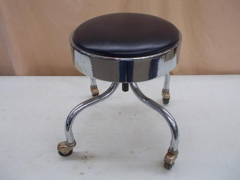 lot 40 image: Chrome, rolling stool with black pa...
