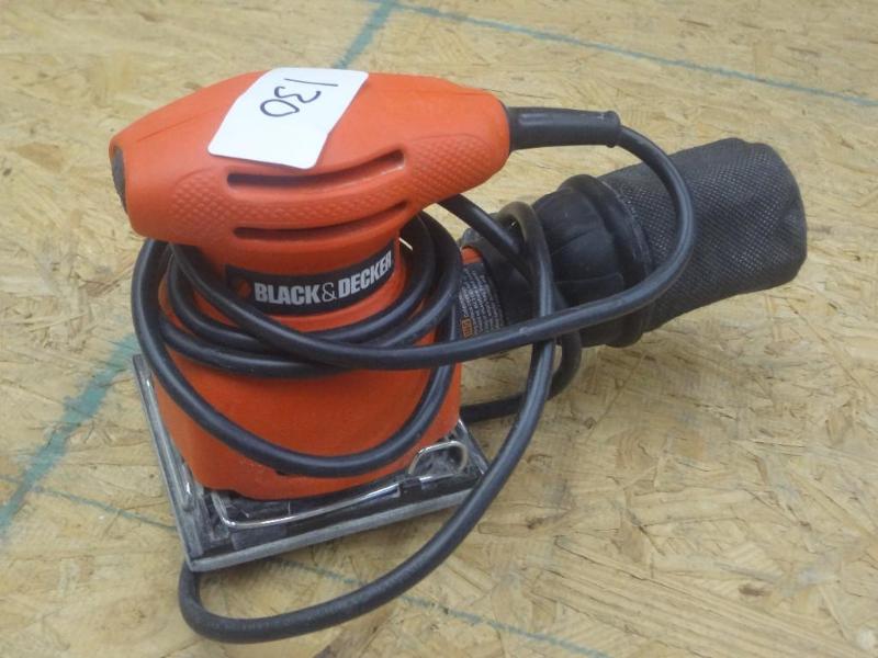 Black &amp Decker Palm Sander...
