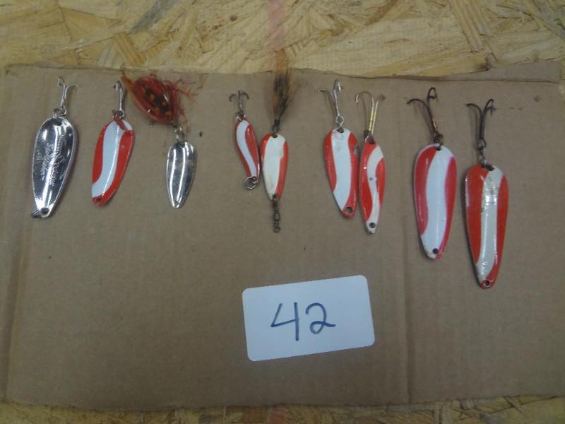 (9) Spoon Lures...
