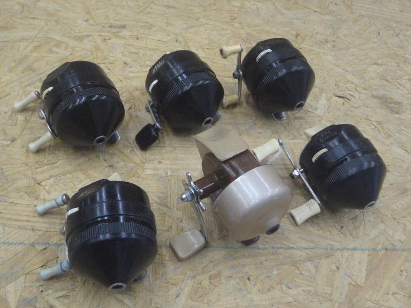 Lot Of (6) Zebco Spin-Cast Reels...
