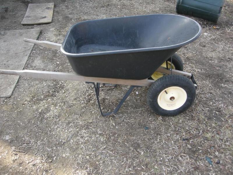 lot 122 image: 2 wheel plastic deep wheelbarrow. G...