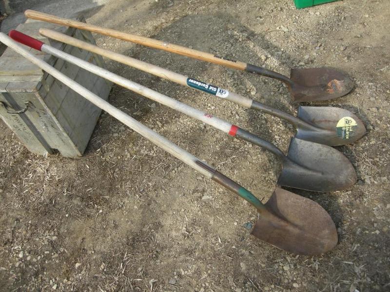 lot 128 image: 4 wood long handled spades...