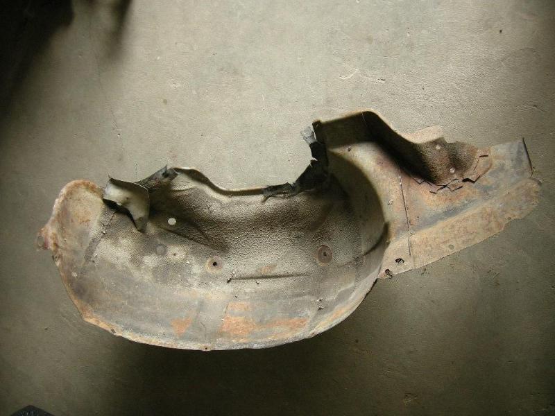 lot 14 image: 6768 Firebird inner fender wall....