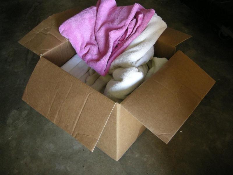 lot 59 image: Box of used bath towels - decent....