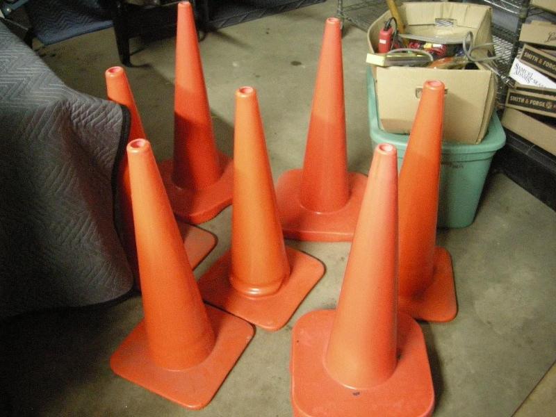 lot 69 image: 8 orange marker cones.&nbspApprox&...