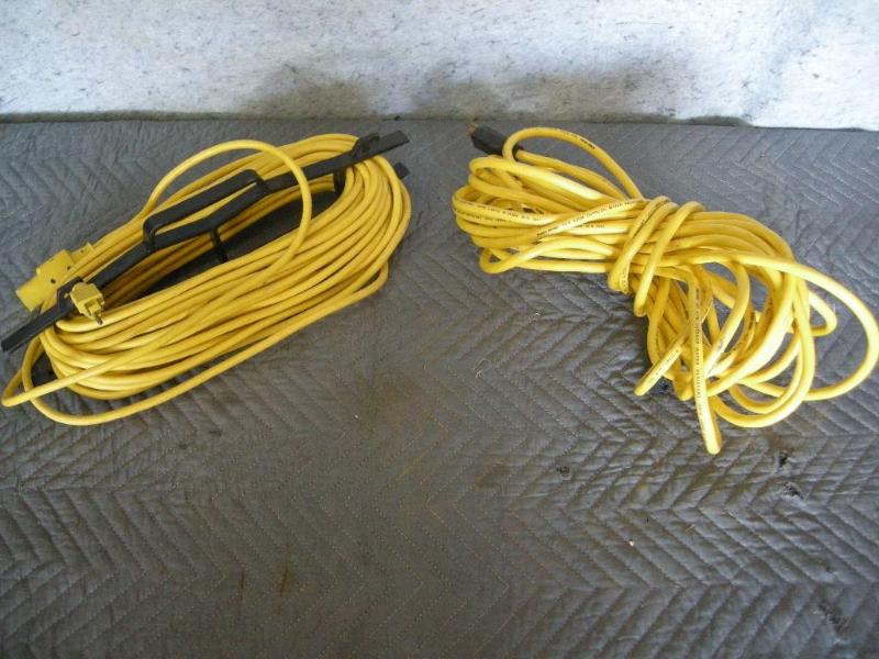 lot 82 image: 2 heavier duty outdoor type extensi...