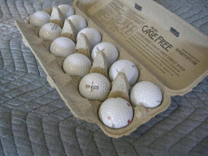 lot 90 image: 12 TopFlite Golf balls. XL, XL-2000...
