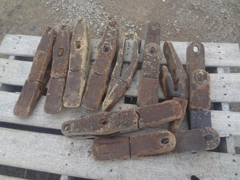 (10) 16&quot Cast Iron Excavator D...
