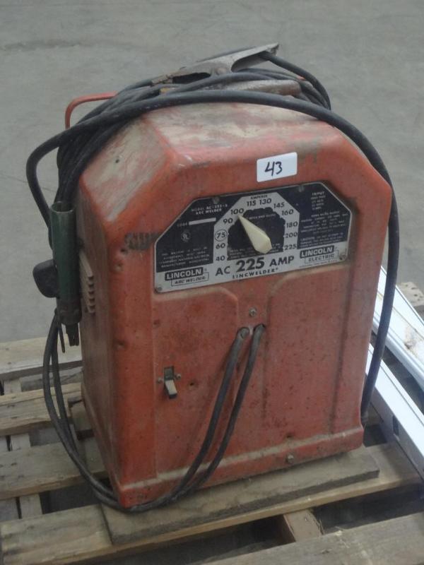 Lincoln 225 Amp AC Arc Welder...