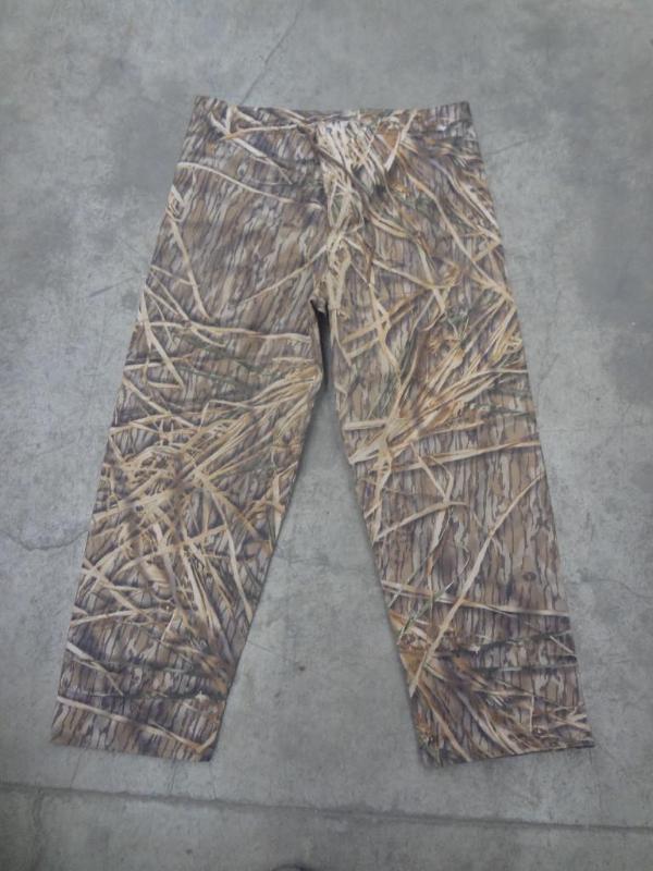 Hodgman Size Medium Waterproof Pant...