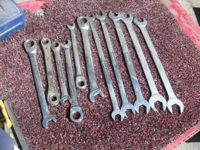 Low Torque wrenches. Misc. Sizes MA...